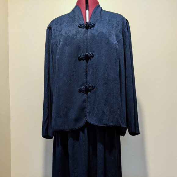 KSL Division of Karin Stevens Dress with Attached Jacket – Size 18W – Navy Blue - Picture 3 of 10